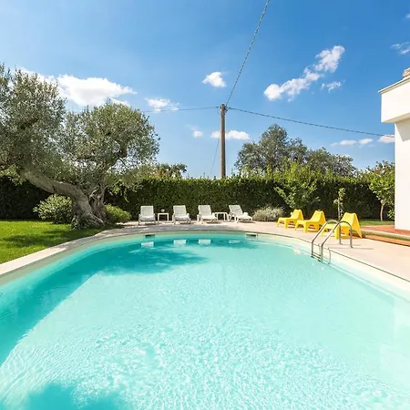 Ela Villa Castellana Grotte